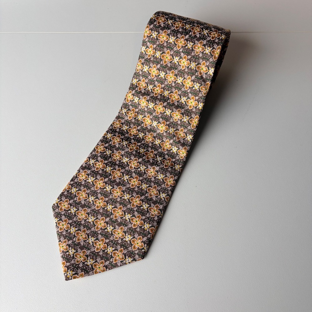 Hermes Paris Mens Silk Necktie Brown Orange Floral Print 7675 TA Made in France